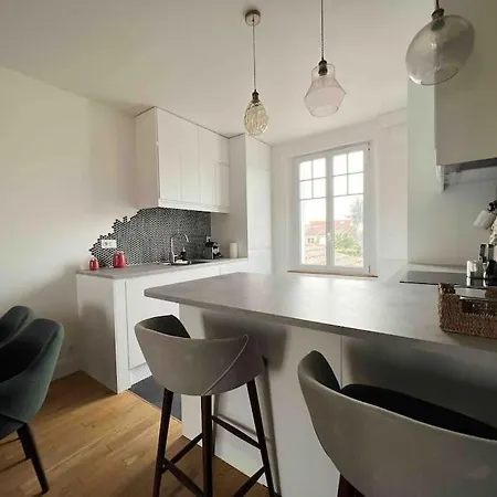 Le Charismatique * Nantes