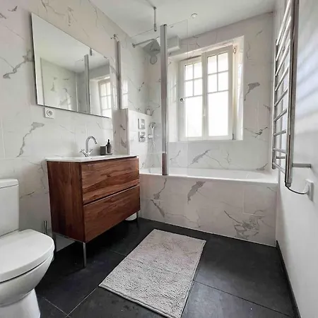 Le Charismatique Apartment *