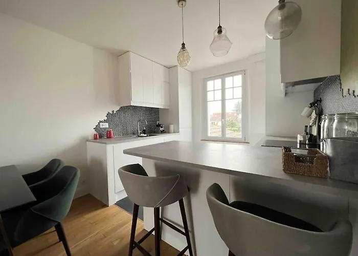 Le Charismatique * نانت