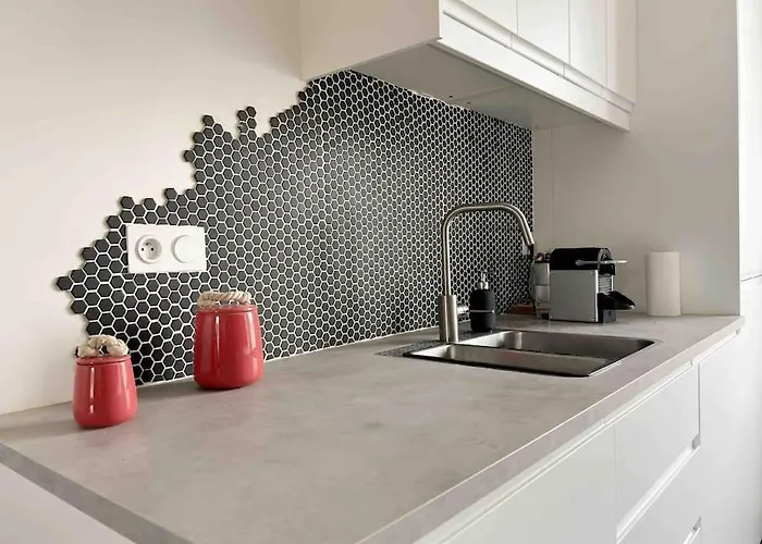 Le Charismatique شقة نانت